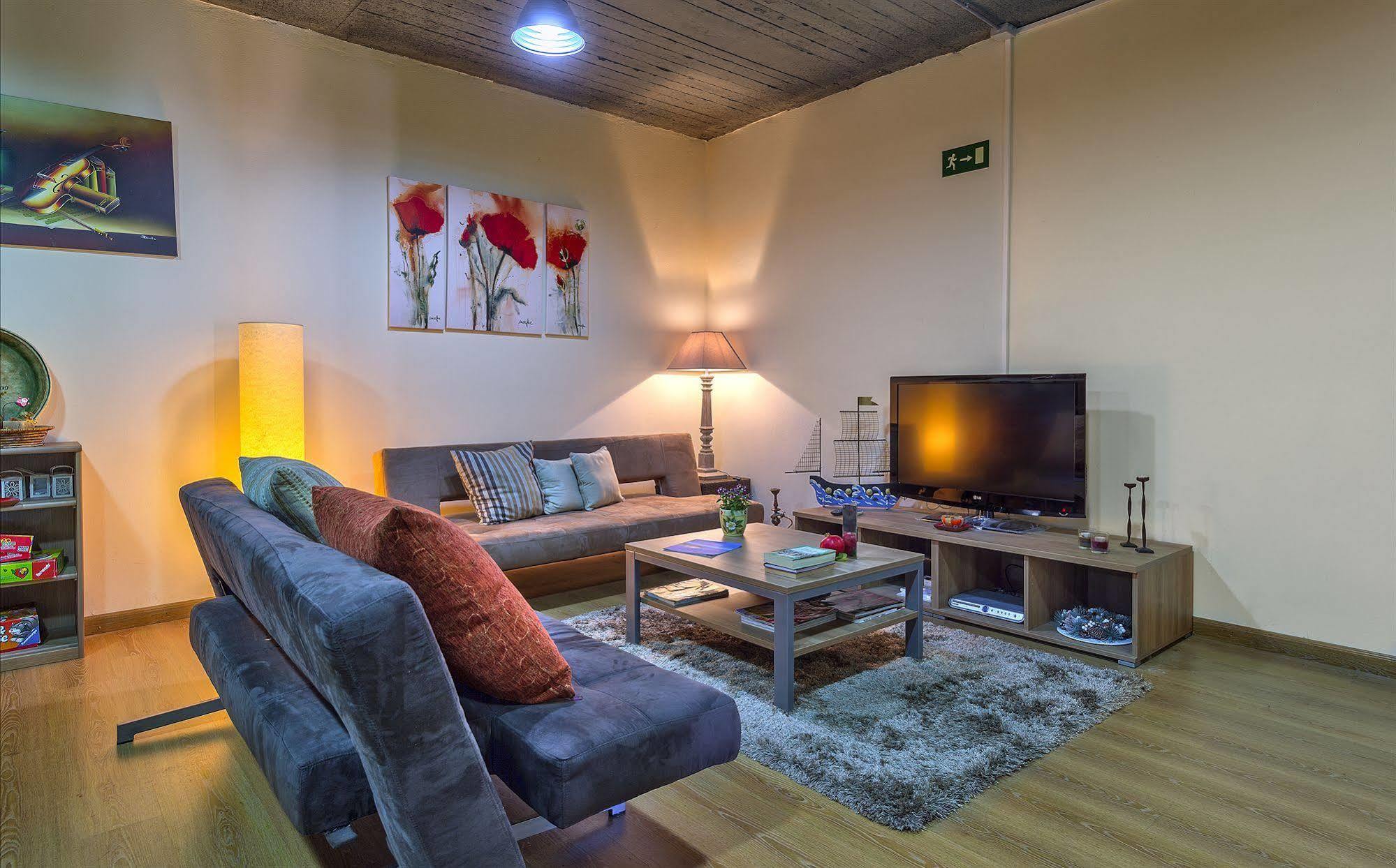 Apirathes Residence Zoúrva Esterno foto