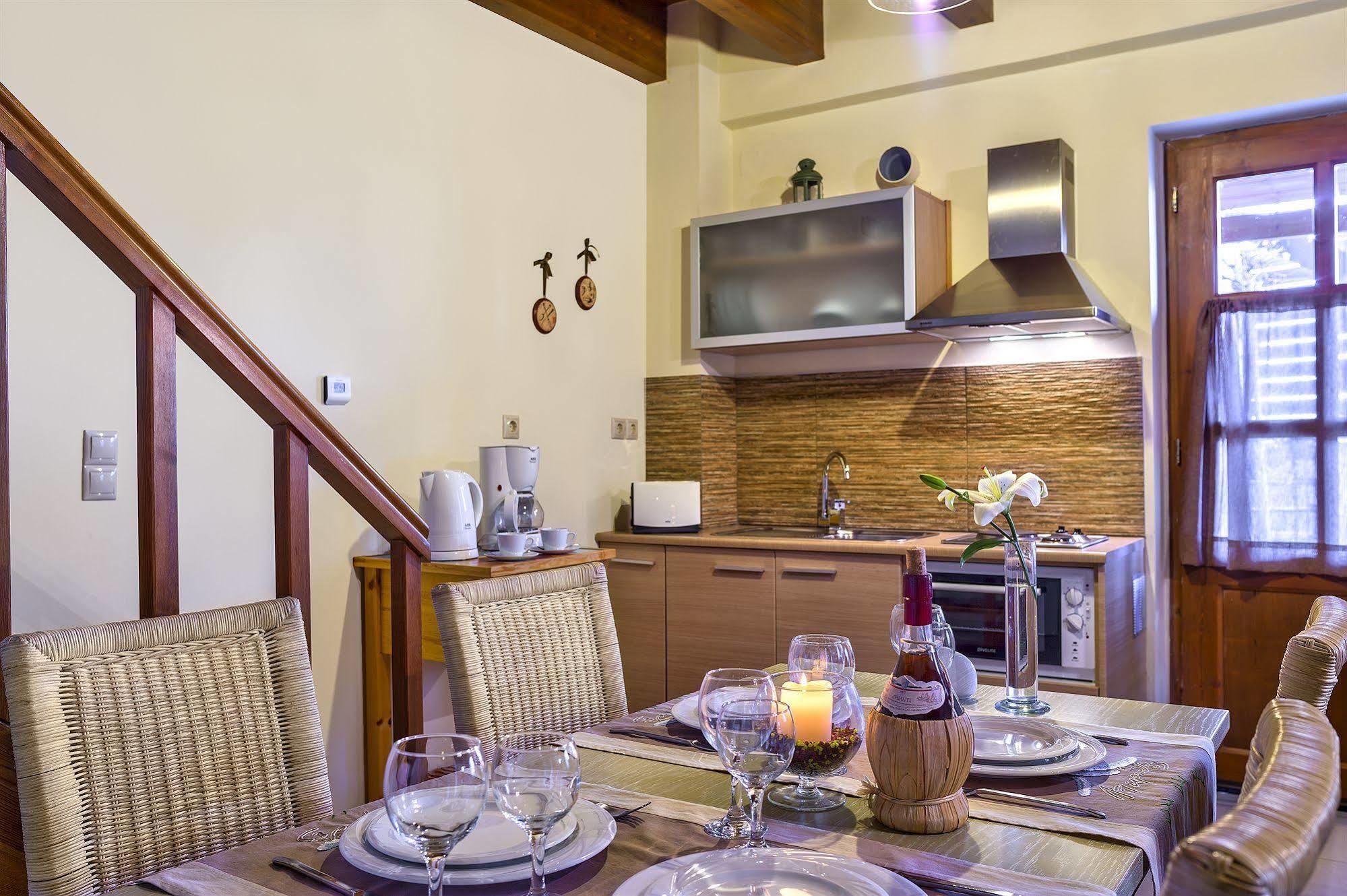 Apirathes Residence Zoúrva Esterno foto